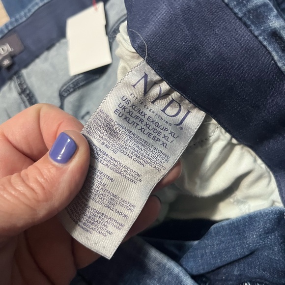 NYDJ Classic Straight Leg Blue Jeans - Picture 5 of 7